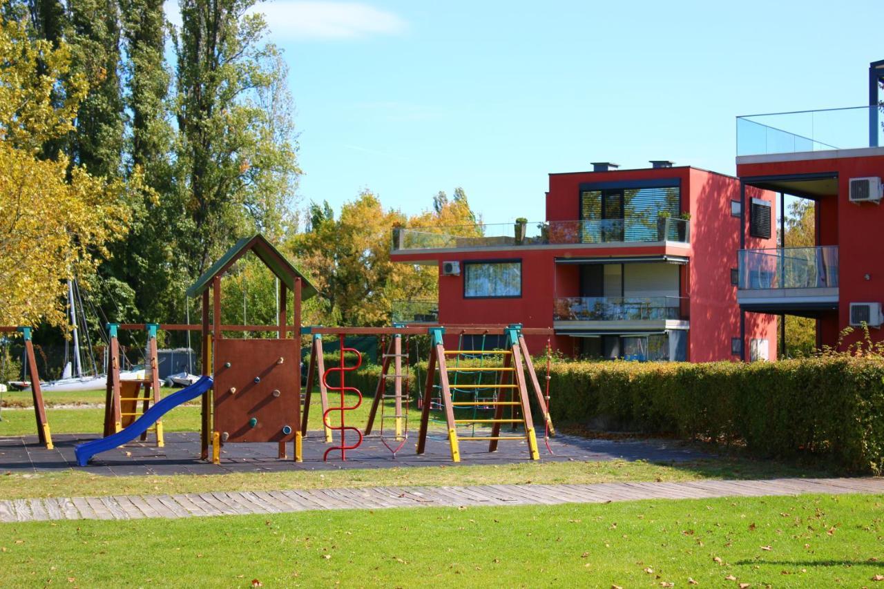 Prime Apartmans Balatonlelle Exterior photo