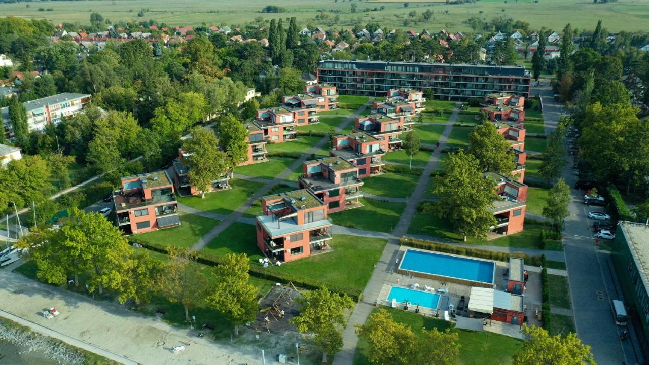 Prime Apartmans Balatonlelle Exterior photo